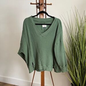 American Eagle Green V-Neck Waffle Sweater